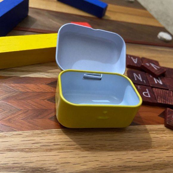 Cheesing Emoji - Yellow Mini Tin Box - Picture 2 of 4